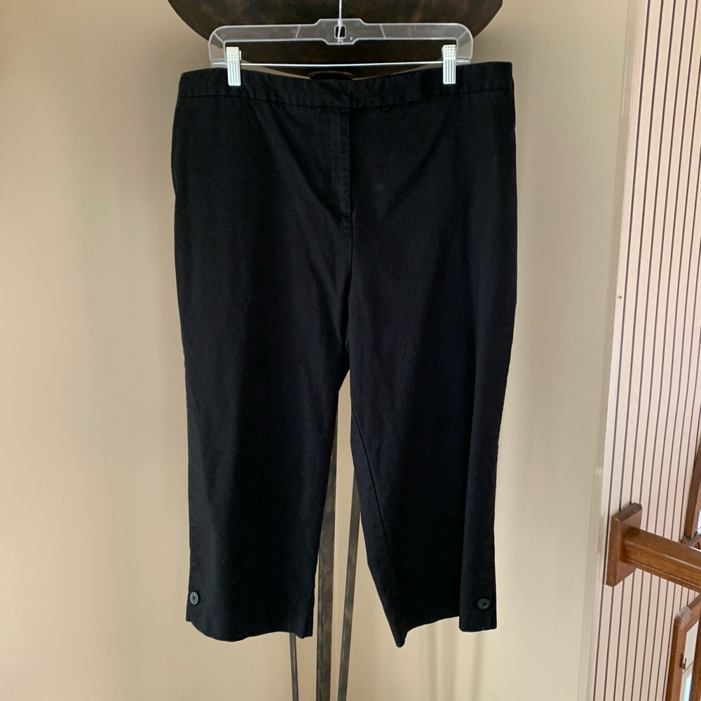 Jaclyn Smith Plus Textured Capris